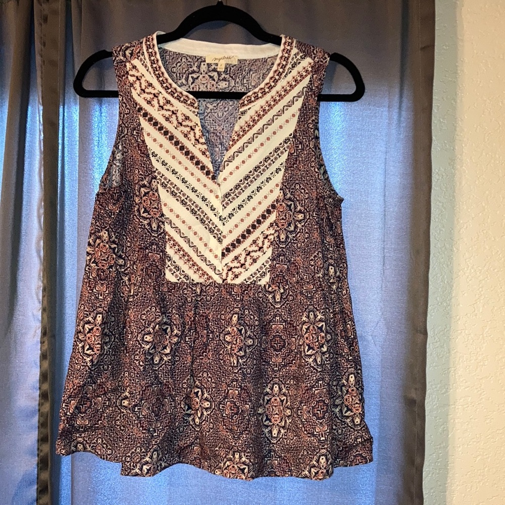 Sleeveless Blouse